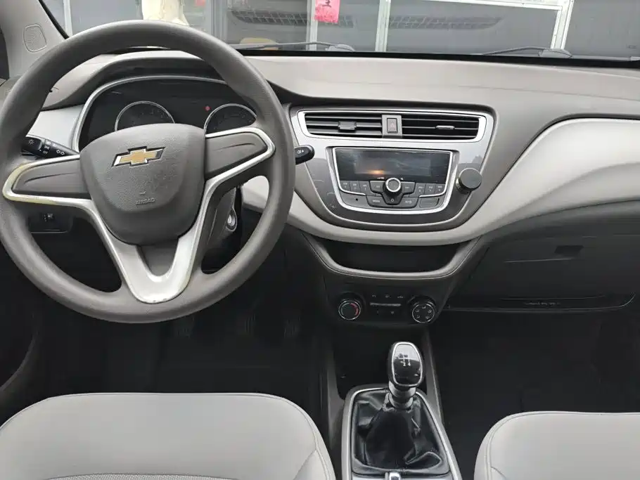 Chevrolet Lova RV — миниатюра 12