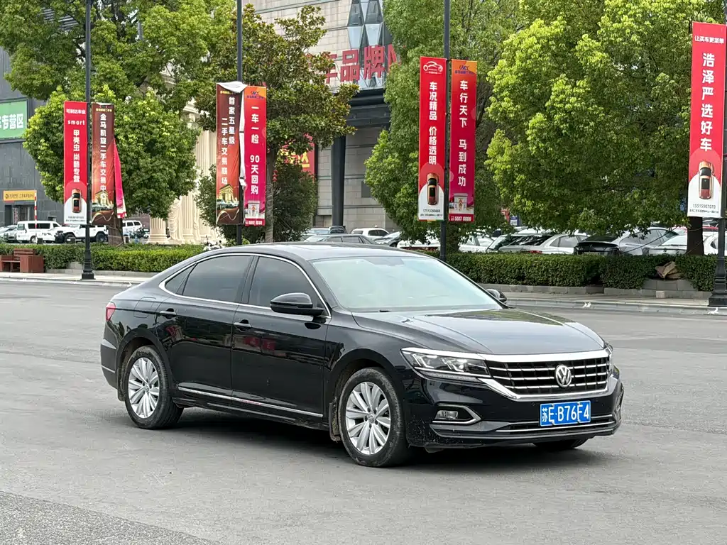 Volkswagen Passat 2019 330TSI Elite VI