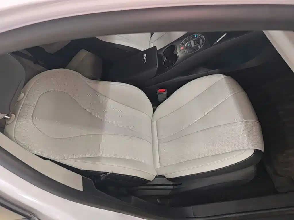 BYD Seal 05 DM-i — миниатюра 25