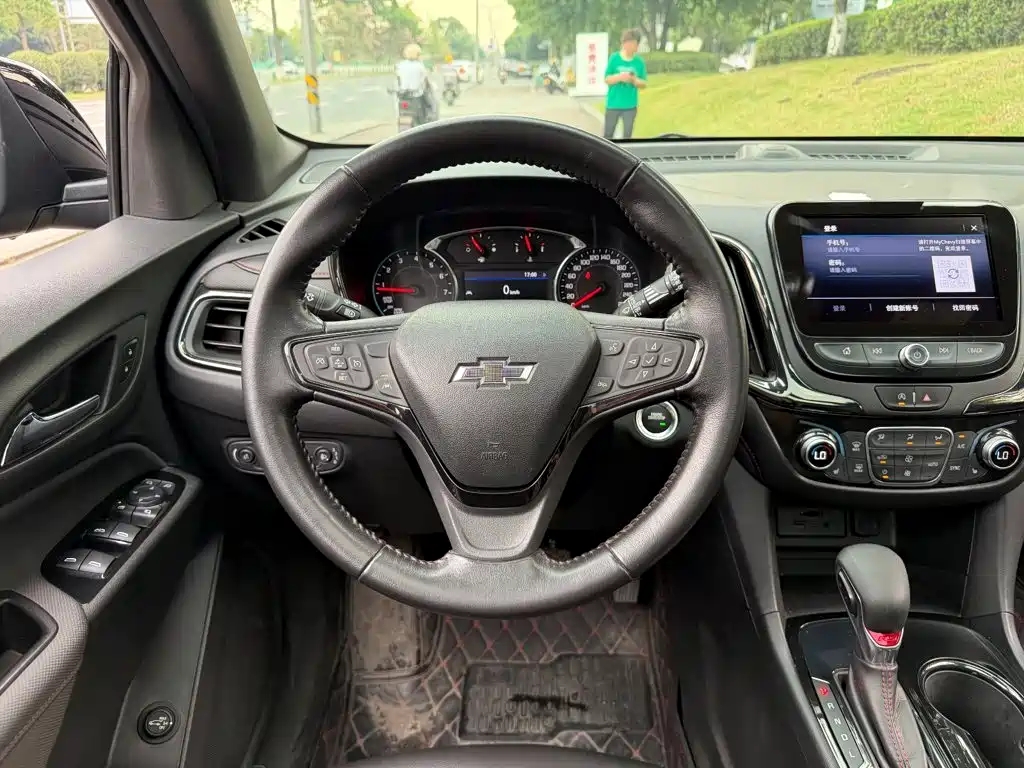 Chevrolet Equinox — миниатюра 14