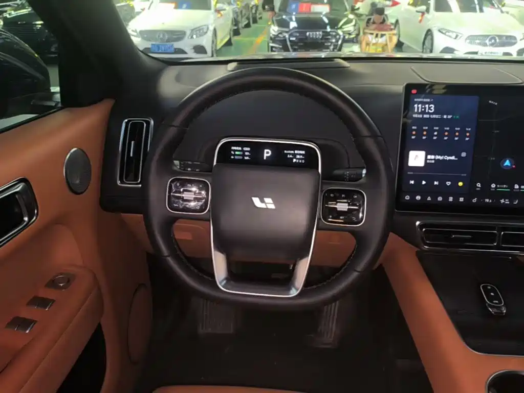 Li Auto Li L8 — миниатюра 11