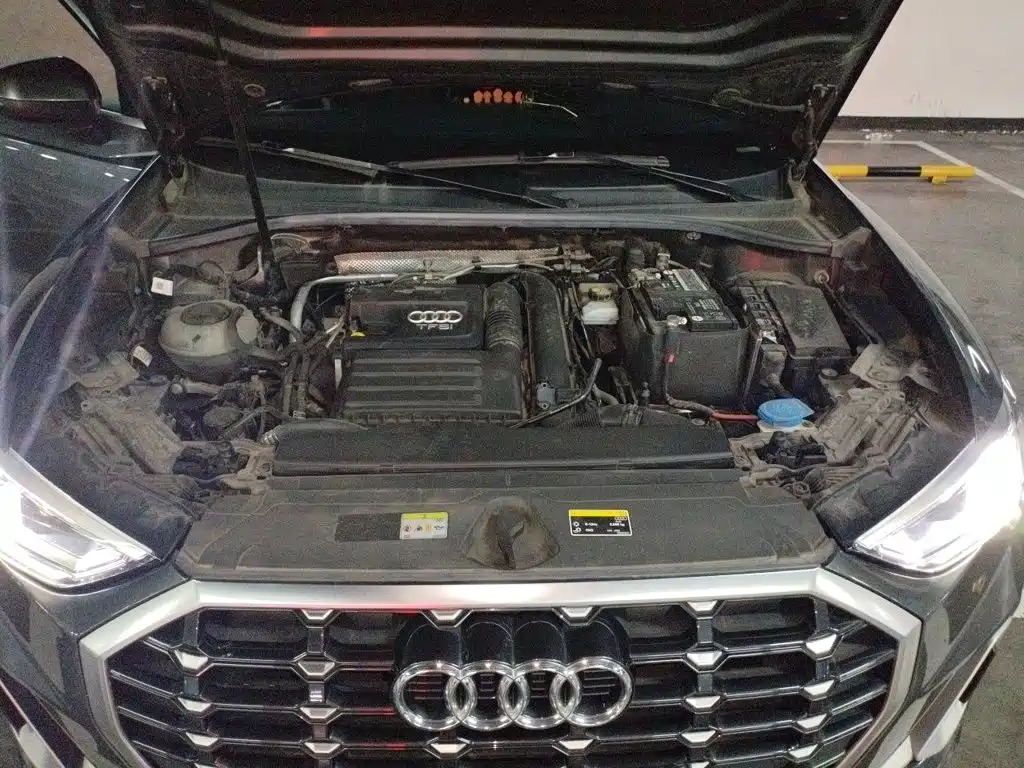 Audi Q3 — фотографии объявления, Фото 11