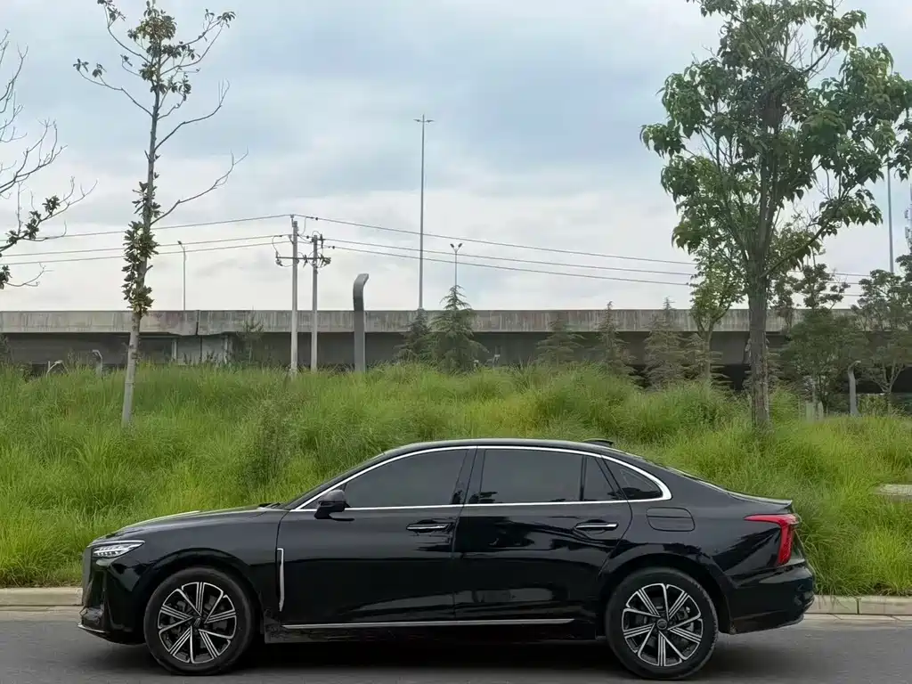 Hongqi Hongqi H5 PHEV — миниатюра 3