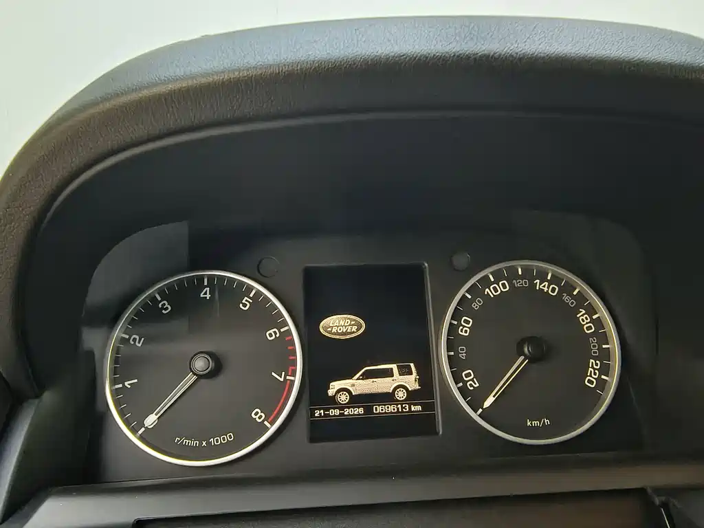 Land Rover Discovery — миниатюра 8