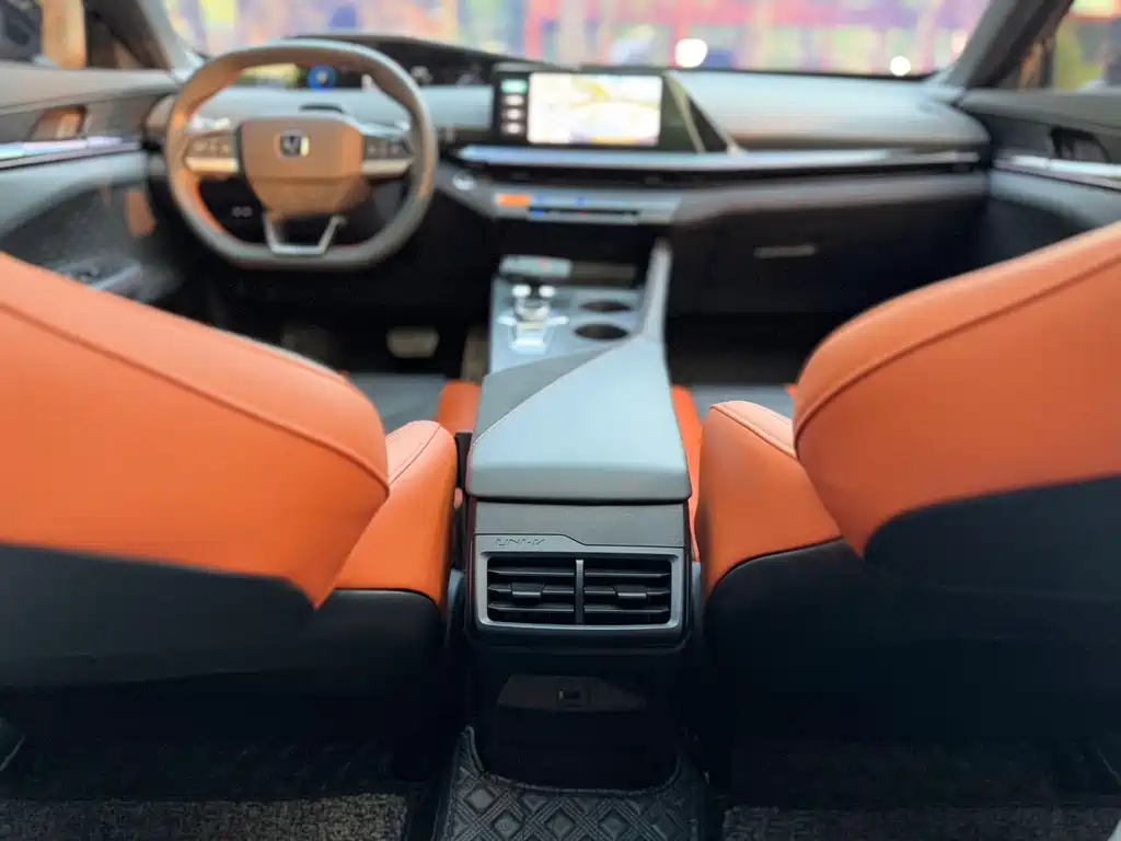 Changan UNI-V — миниатюра 17