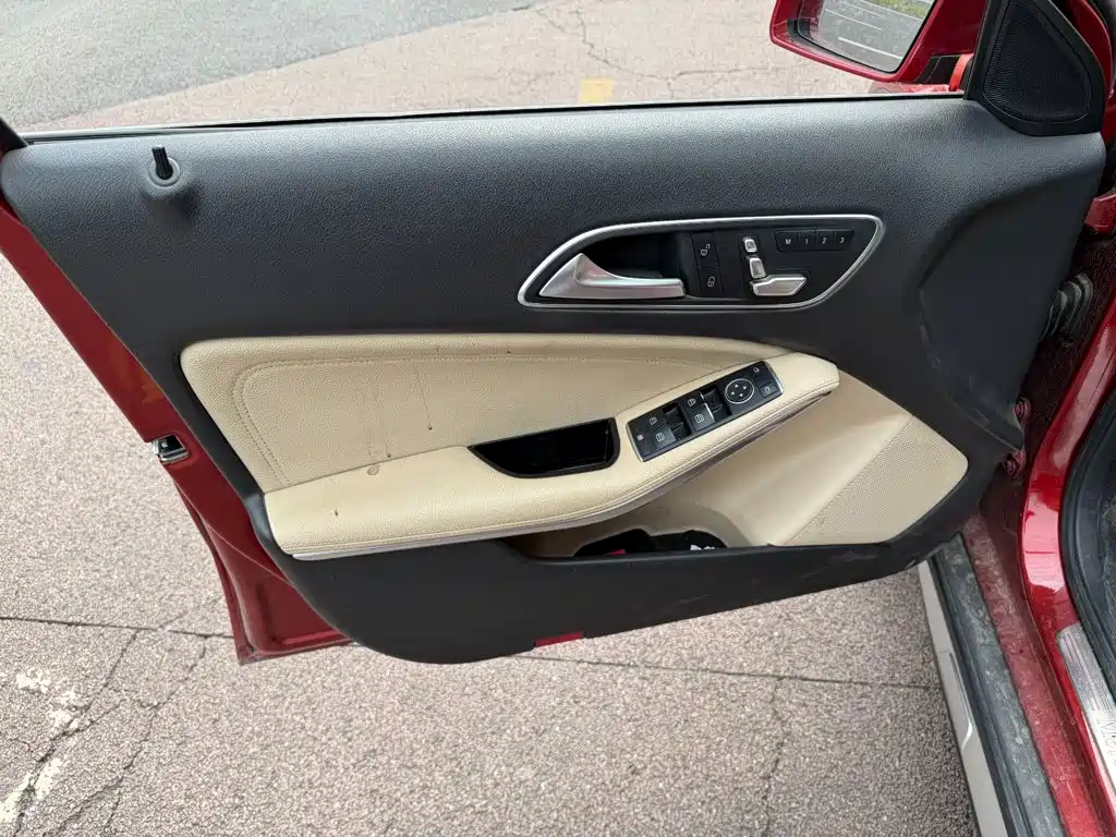 Mercedes-Benz GLA — миниатюра 6
