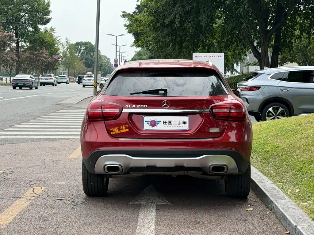 Mercedes-Benz GLA — миниатюра 4