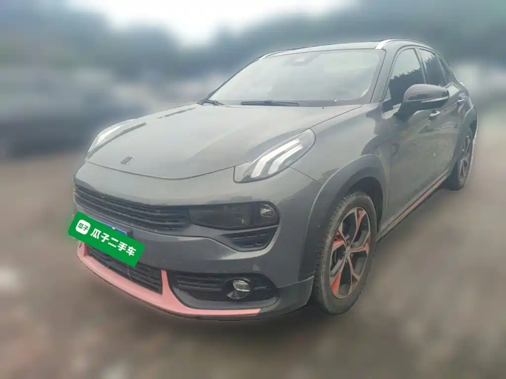 Lynk & Co 02