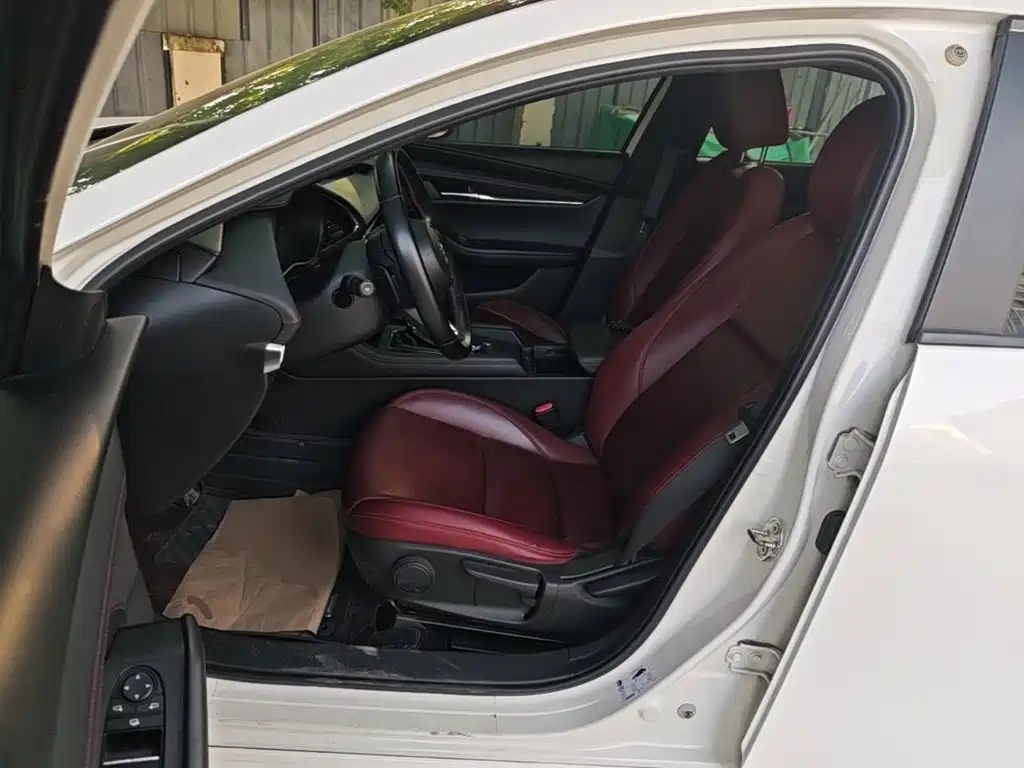 Mazda 3 Axela — миниатюра 15