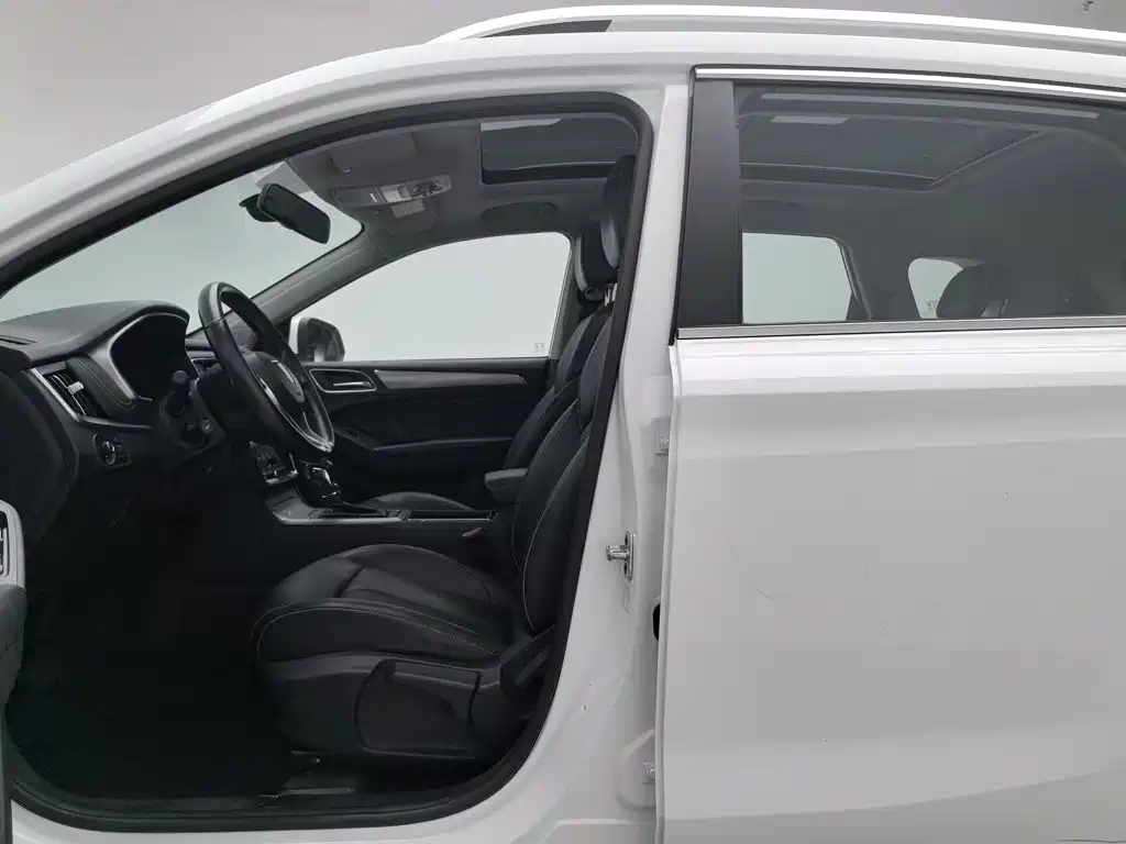 Roewe RX5 — миниатюра 10