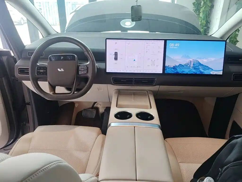 Li Auto Li MEGA — миниатюра 10