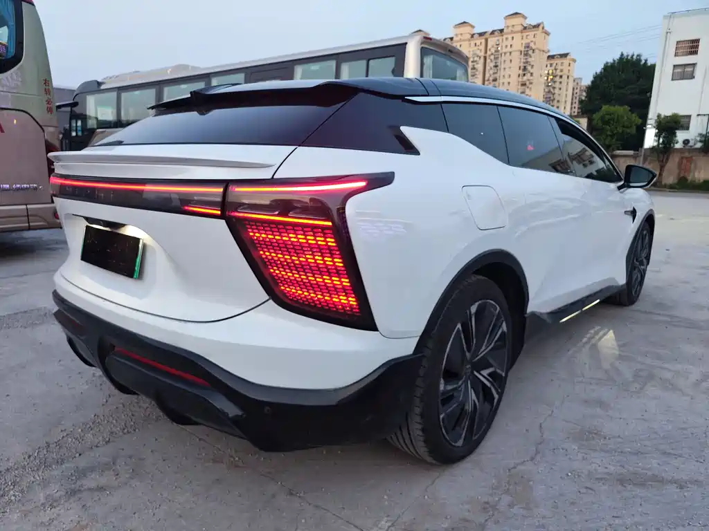 HiPhi HiPhi X 2022 6 мест