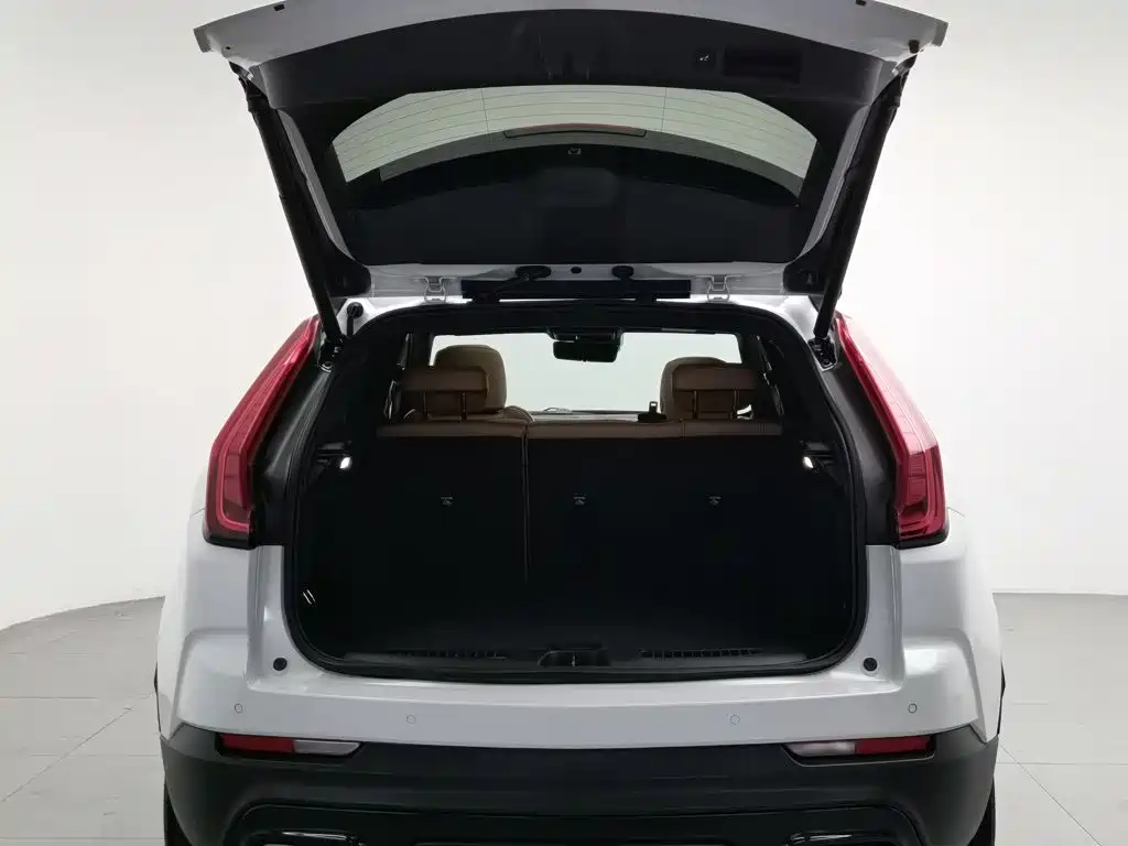 Cadillac XT4 — миниатюра 16