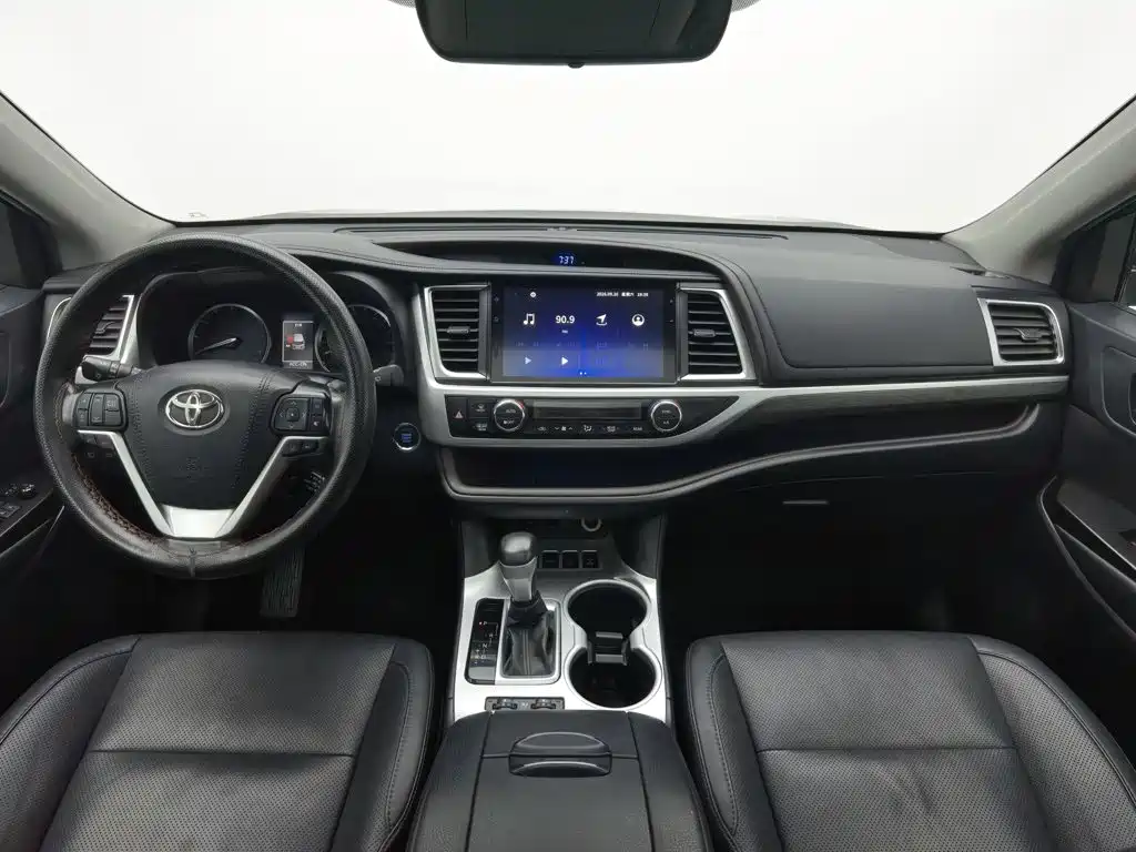 Toyota Highlander — миниатюра 5
