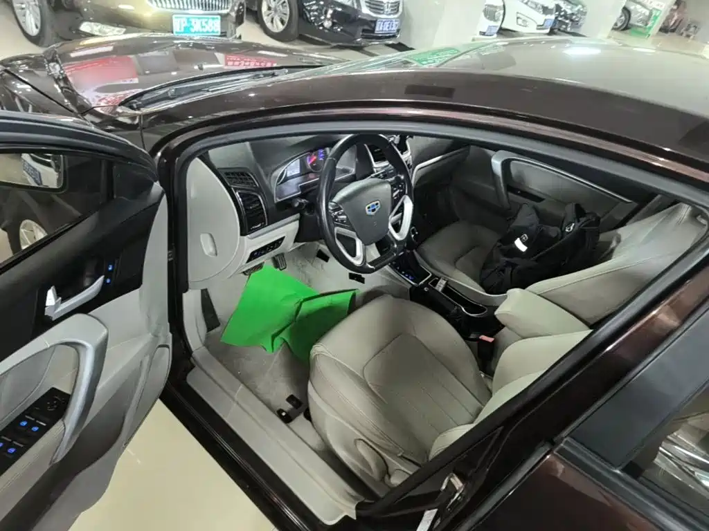Geely Emgrand — миниатюра 16