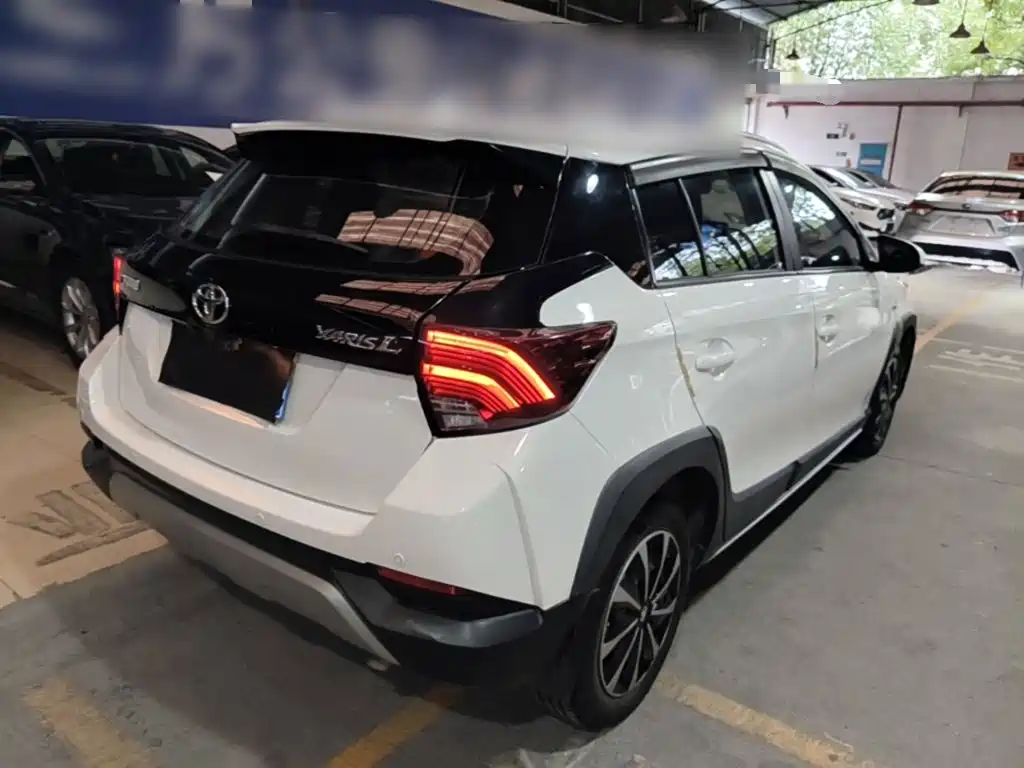 Toyota Yaris L — миниатюра 7