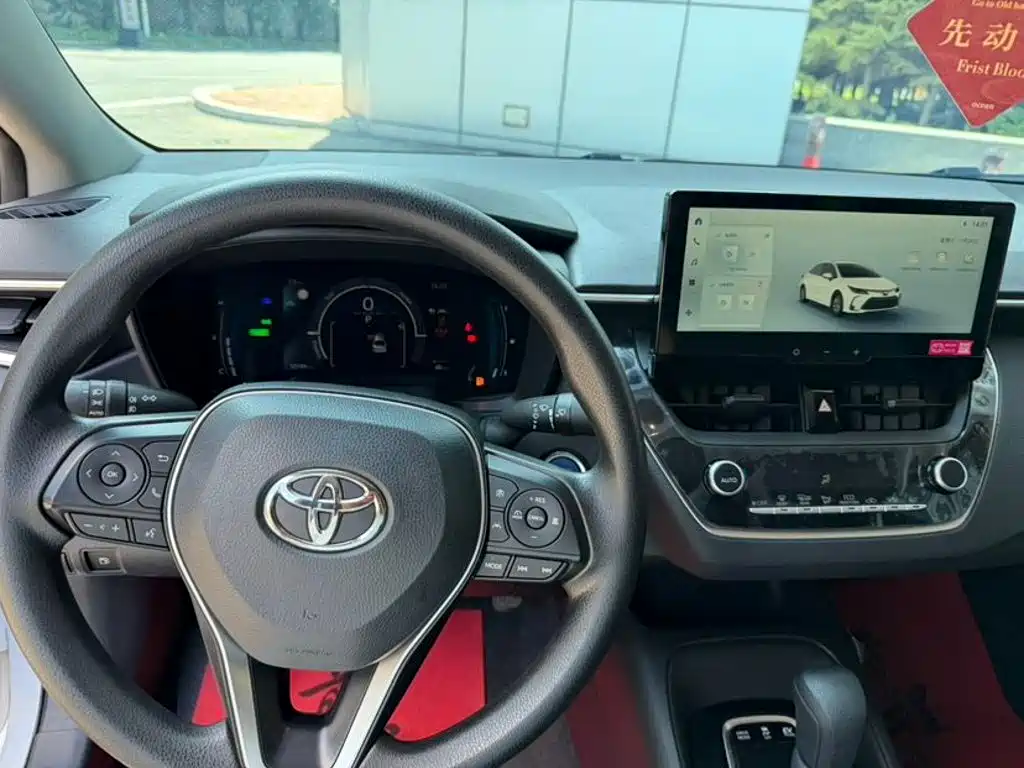 Toyota Corolla — миниатюра 9