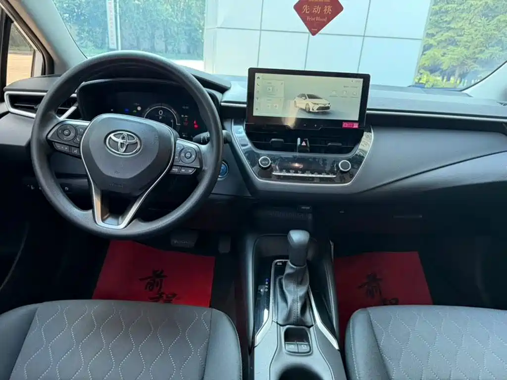 Toyota Corolla — миниатюра 7