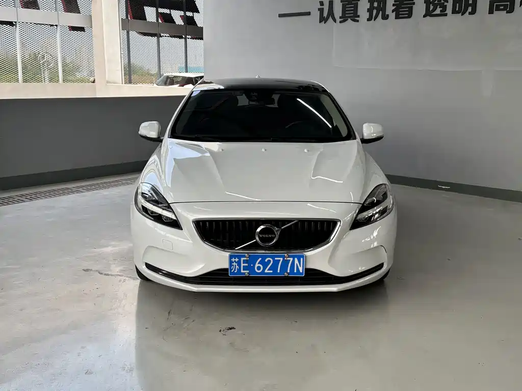 Volvo V40 — миниатюра 3