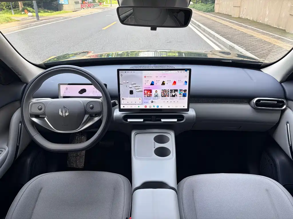 Leapmotor Leapmotor A10 — миниатюра 9