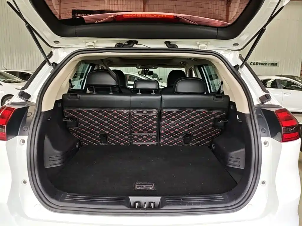 Geely Boyue — миниатюра 19