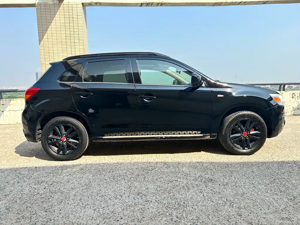 Mitsubishi ASX 2013 2.0L CVT Luxury