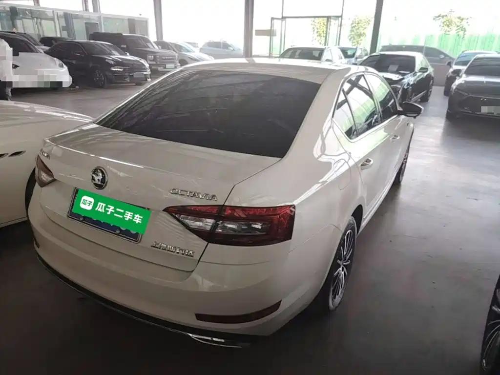 Skoda Octavia — миниатюра 7