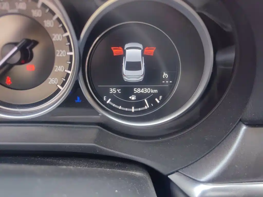 Mazda Atenza — миниатюра 5