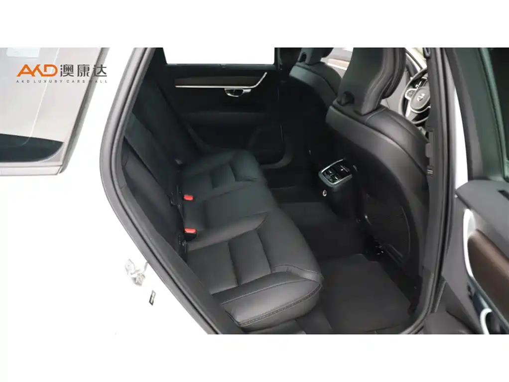 Volvo V90 — миниатюра 8