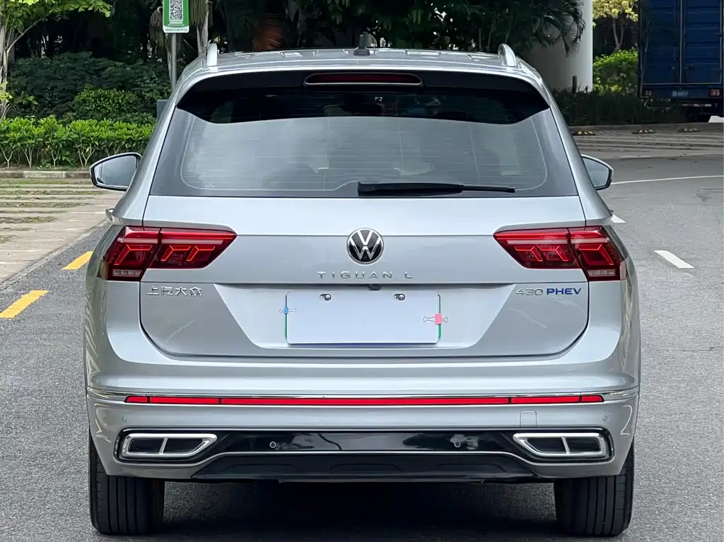 Volkswagen Tiguan L PHEV — миниатюра 15