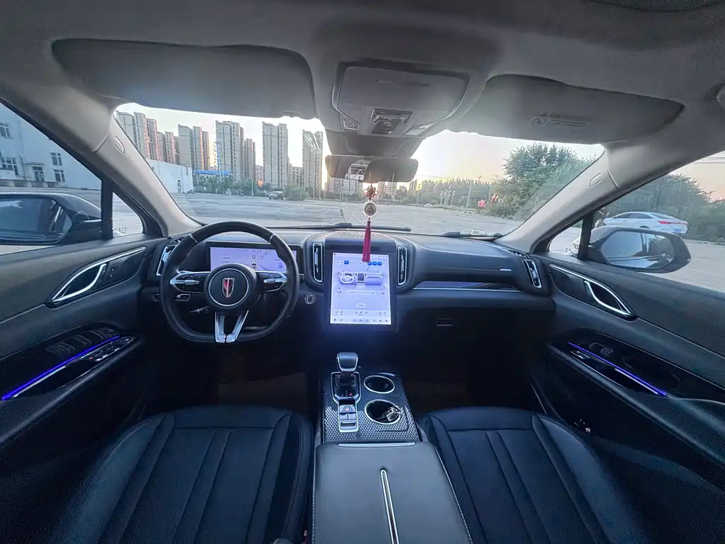 Hongqi Hongqi HS3 — миниатюра 15