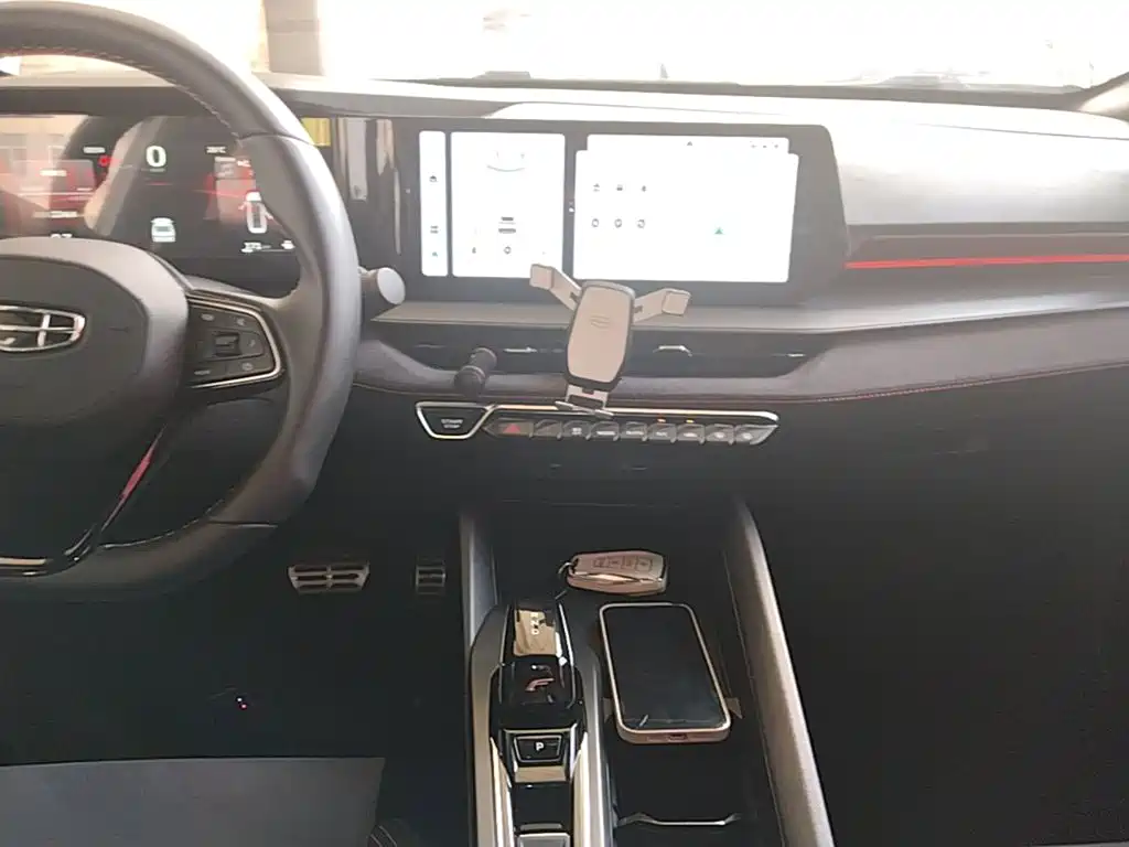 Geely Binrui — миниатюра 13