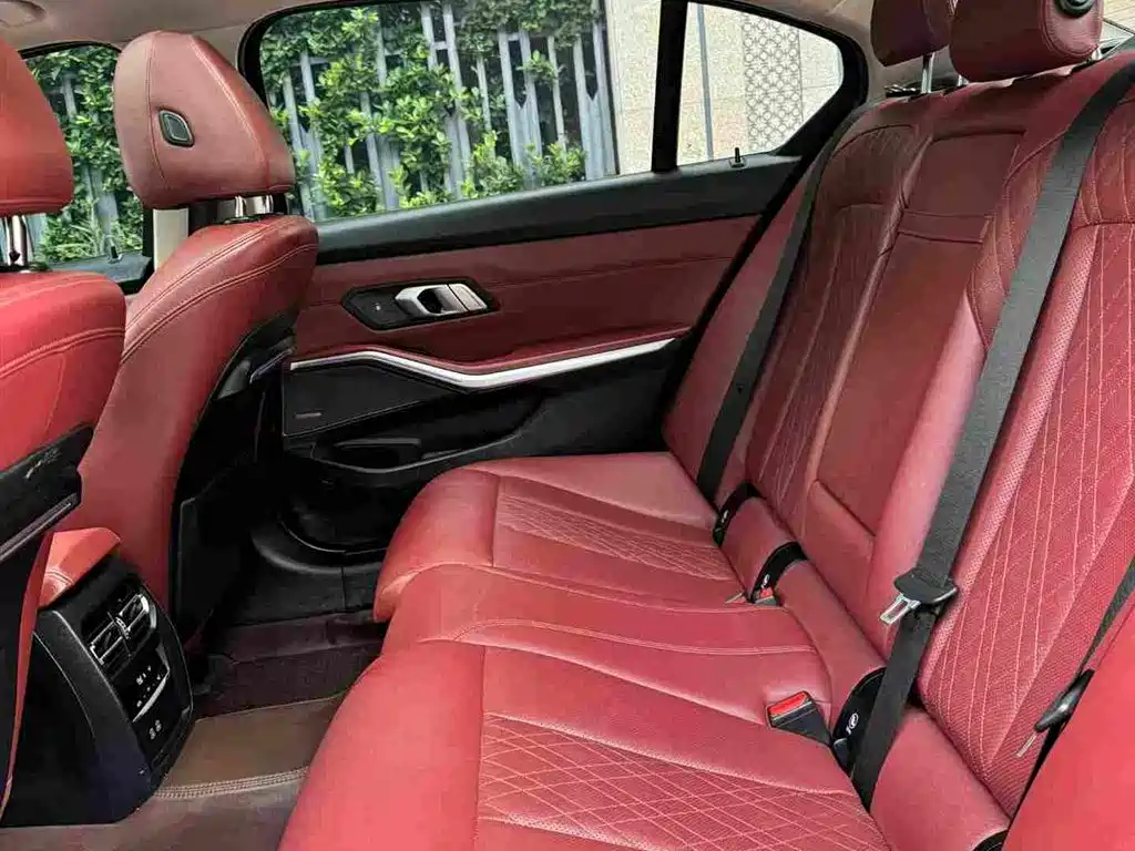 BMW 3 Series — миниатюра 10