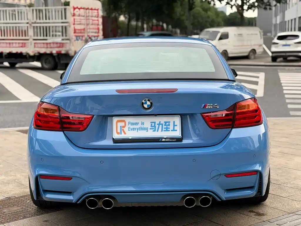 BMW M4 — миниатюра 5