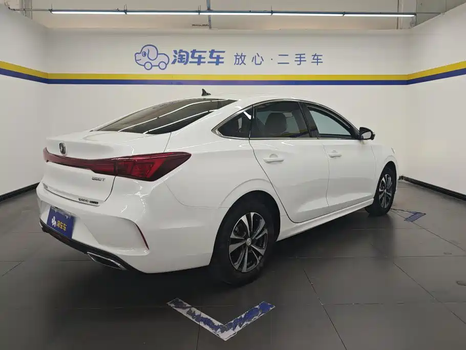 Changan Eado — миниатюра 3