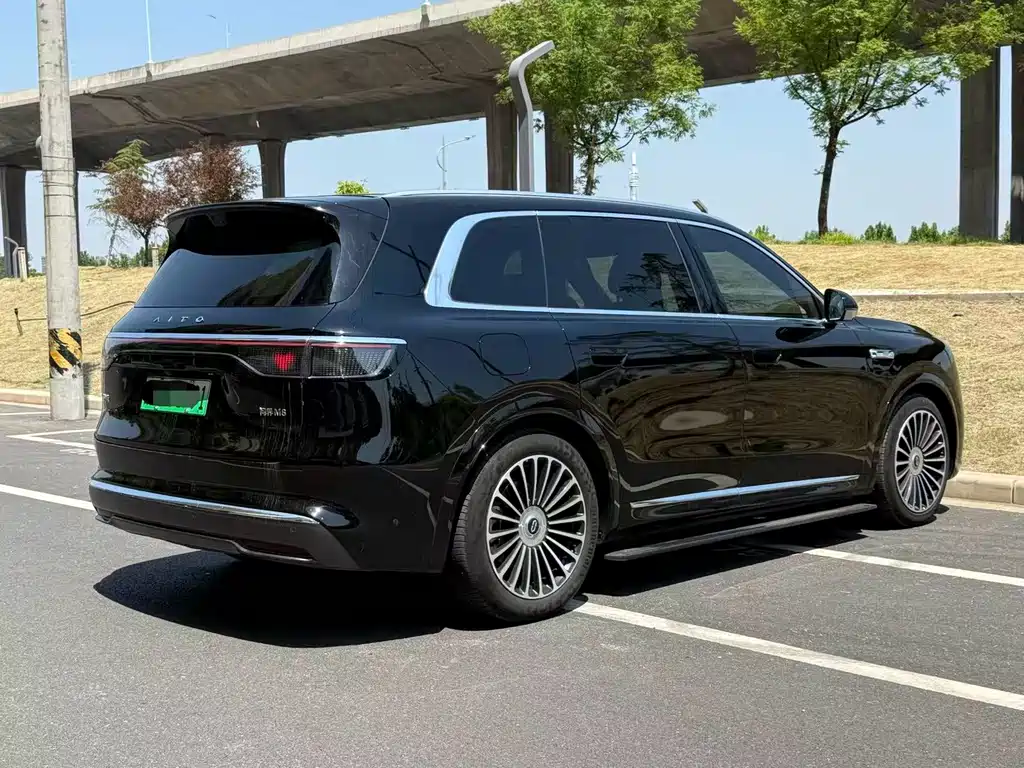 AITO AITO M8 — миниатюра 8