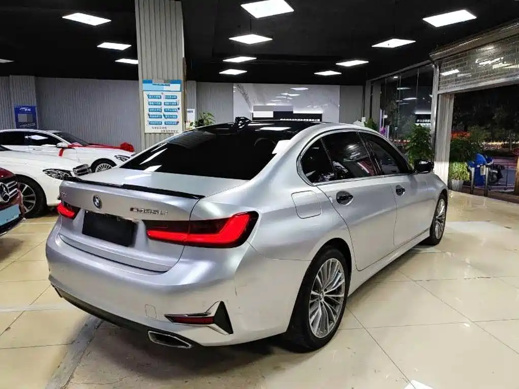 BMW 3 Series — миниатюра 9