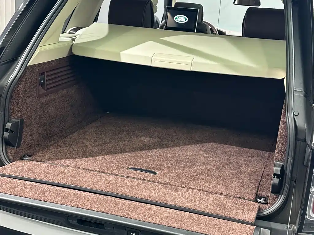 Land Rover Range Rover — миниатюра 44