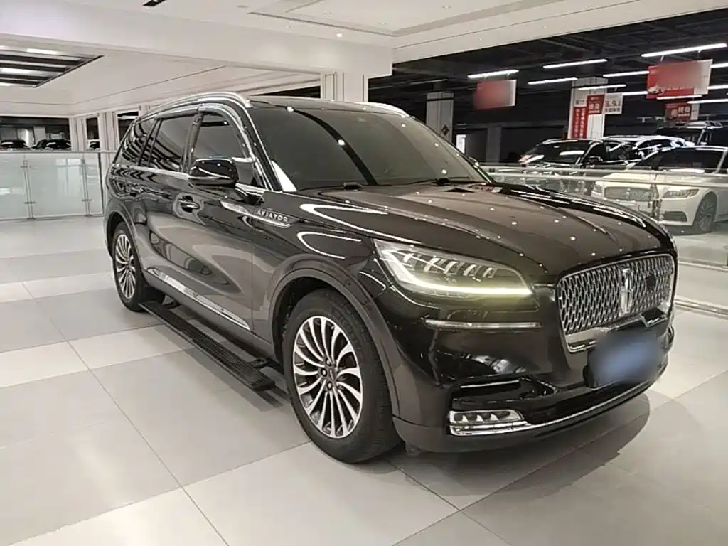 Lincoln Aviator — миниатюра 4