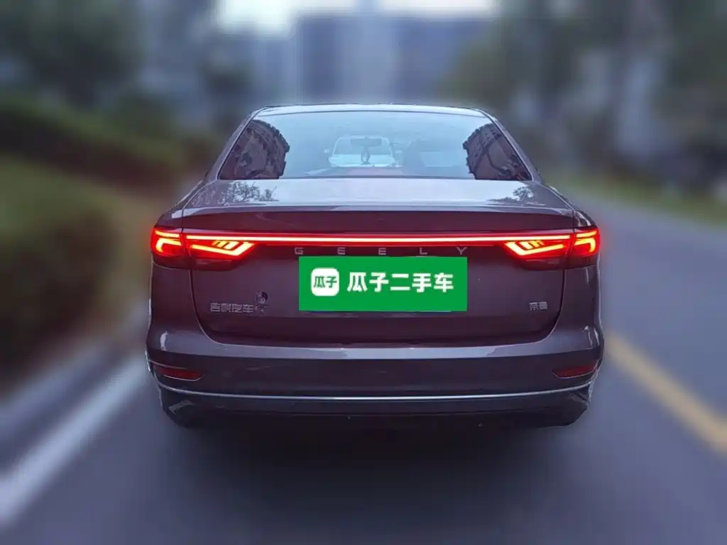 Geely Emgrand — миниатюра 3