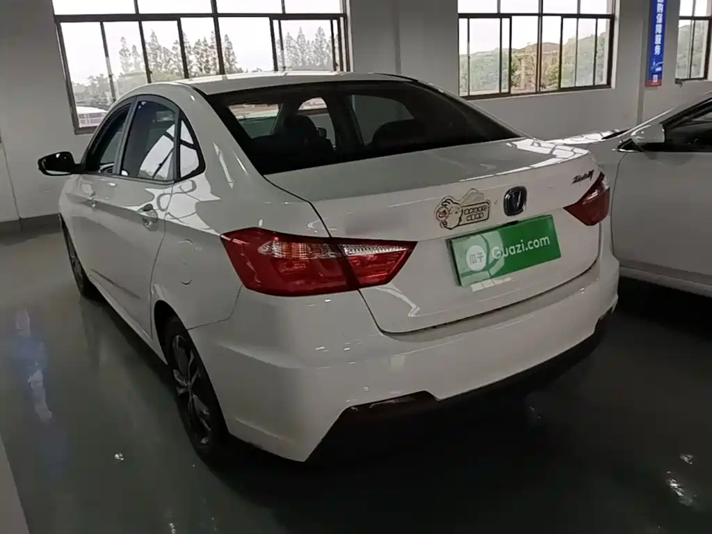 Changan Eado DT — миниатюра 5