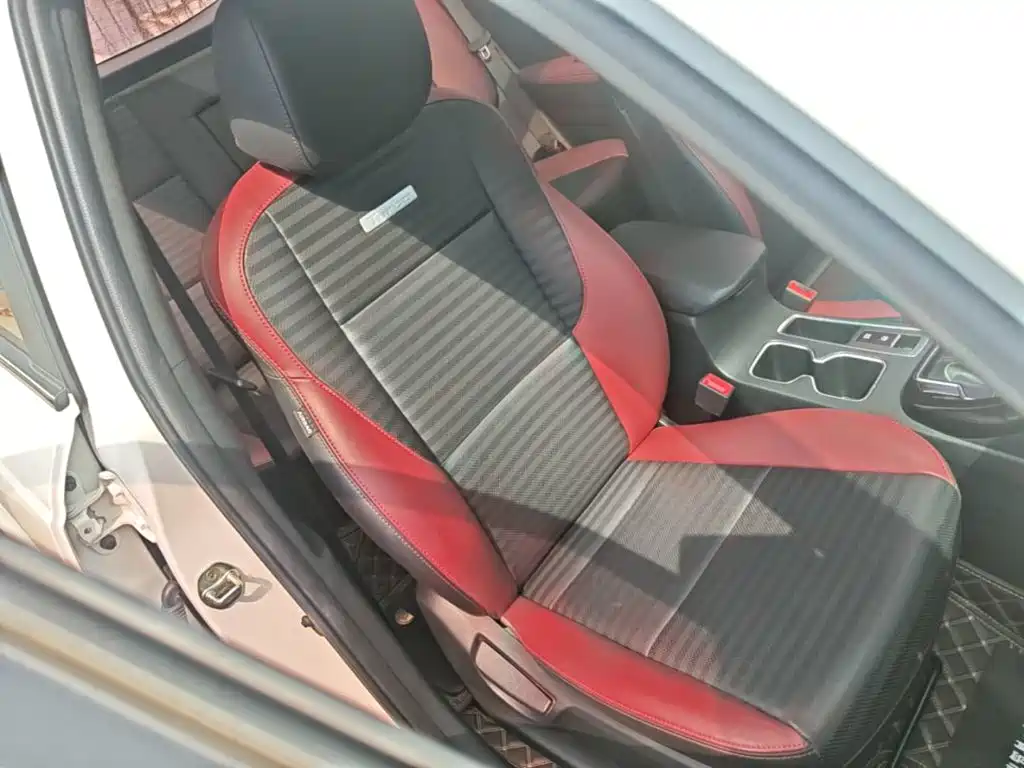 Kia Sportage — миниатюра 25