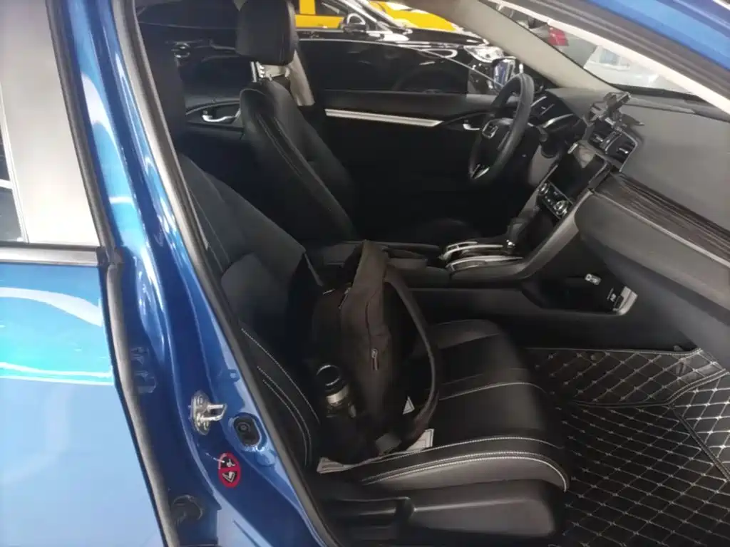 Honda Civic — миниатюра 25