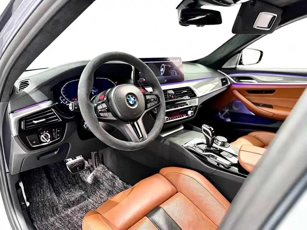BMW M5 — миниатюра 6