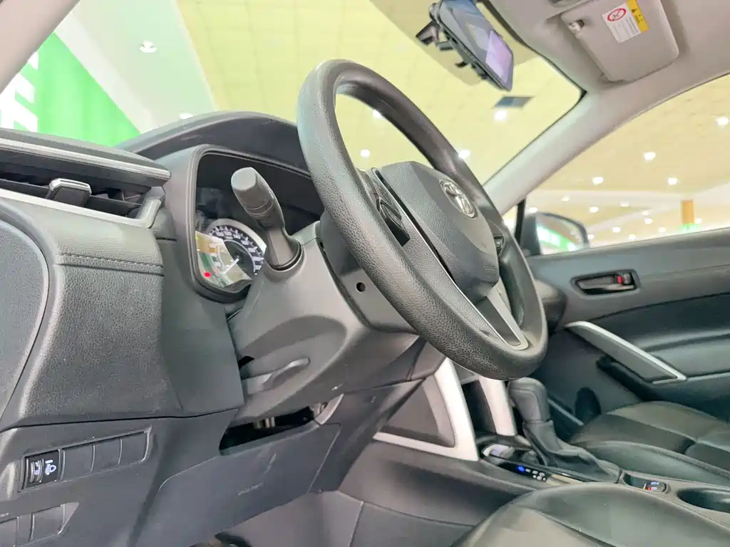 Toyota Frontlander — миниатюра 8