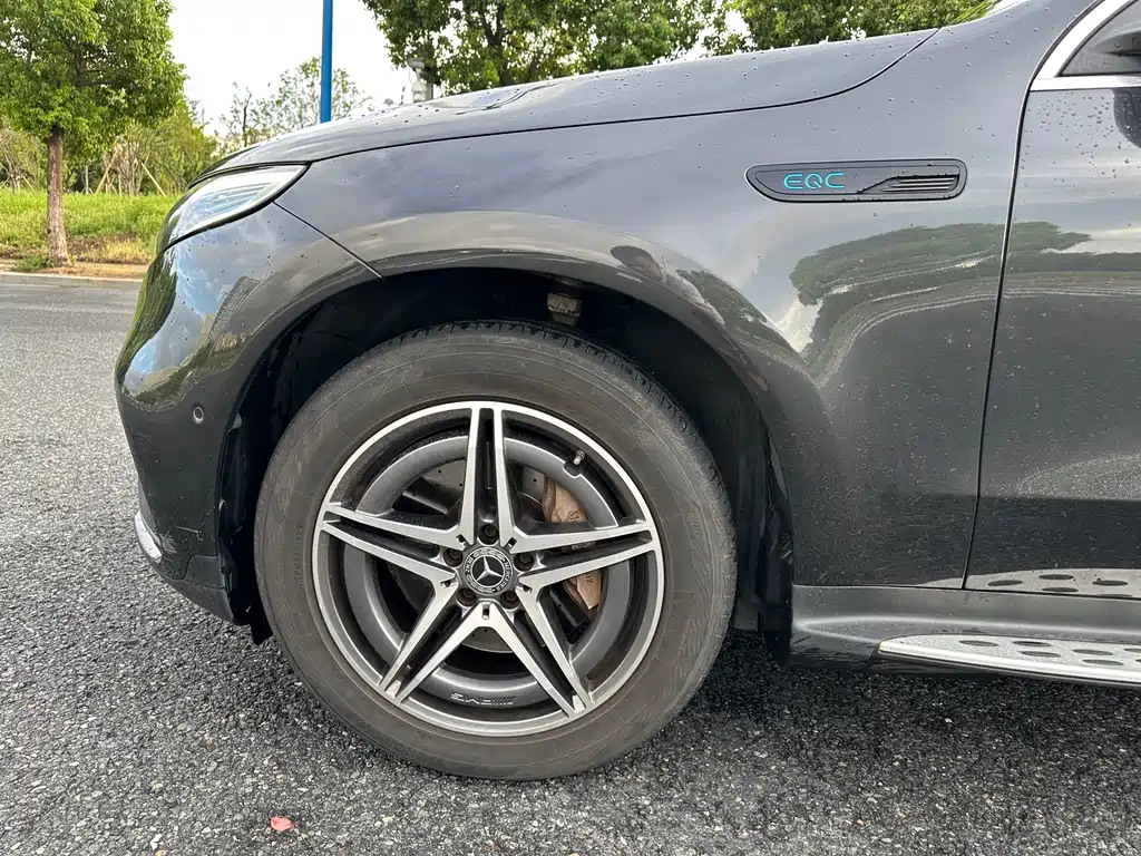 Mercedes-Benz EQC — миниатюра 8