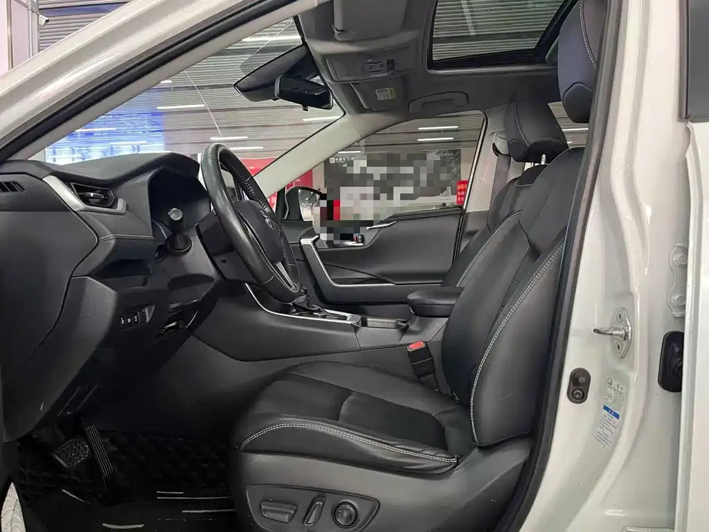 TOYOTA RAV4 RONGFANG