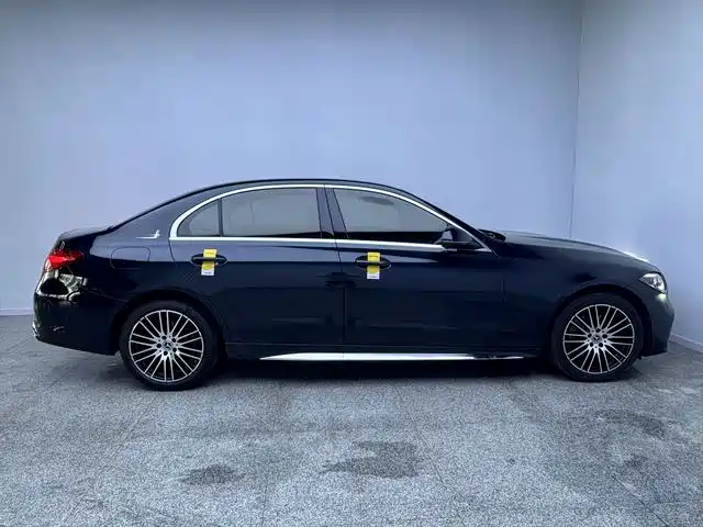 Mercedes-Benz C-Class — миниатюра 5