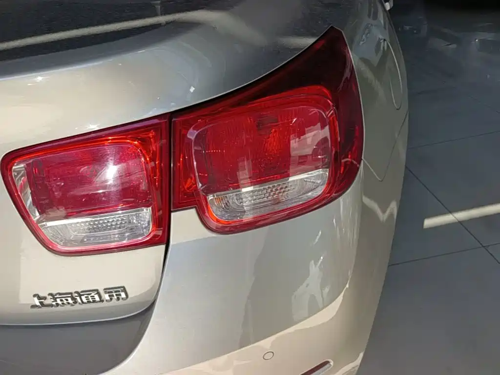 Chevrolet Malibu — миниатюра 8