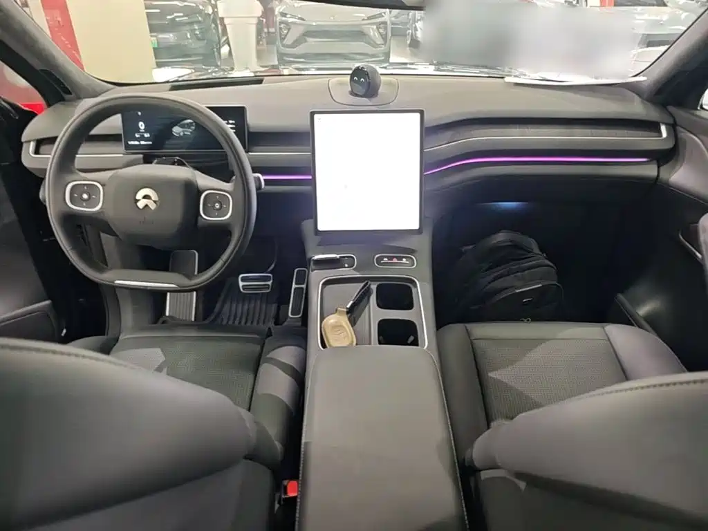 NIO ES8 2023 75kWh